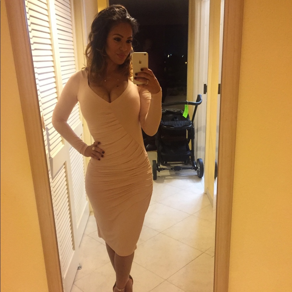 MARCIANO BODYCON DRESS!!! 👗
